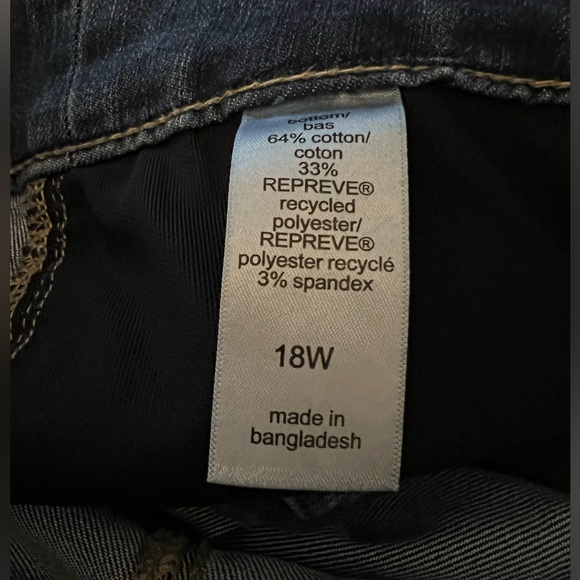 EverFlex Mid-Ride Ankle Jeans - Picture 3 of 3